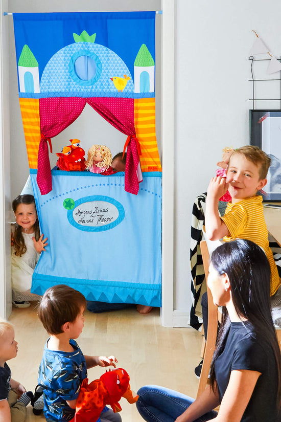 Hanging Doorway Puppet Theater