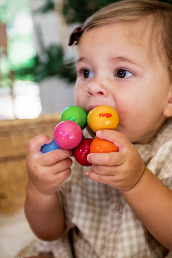 Magica Wooden Grasping and Teething Toy