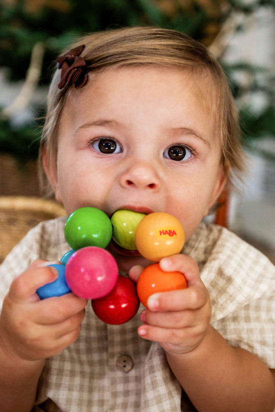 Magica Wooden Grasping and Teething Toy