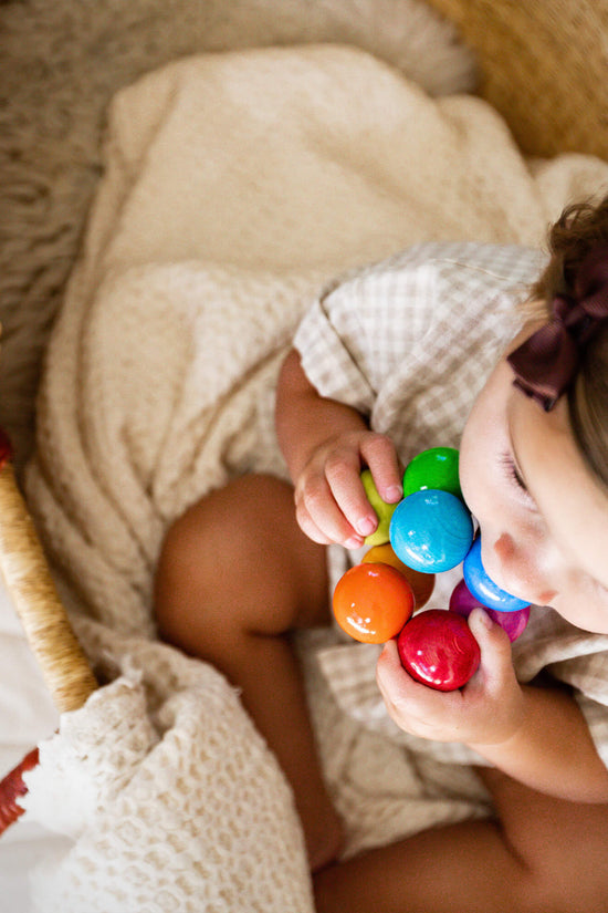 Magica Wooden Grasping and Teething Toy