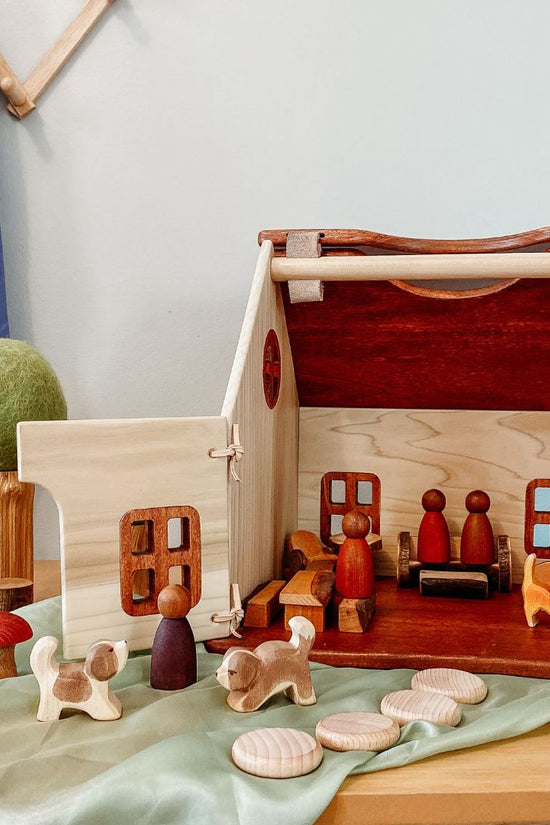 Thimbleberry Cottage - Classic Wooden Dollhouse