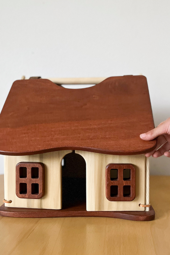 Thimbleberry Cottage - Classic Wooden Dollhouse
