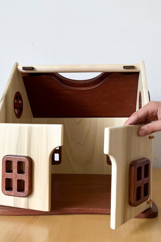 Thimbleberry Cottage - Classic Wooden Dollhouse